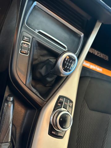 BMW 118 i *Klima*PDC*Navi*Sitzh*Klimaautomatik*