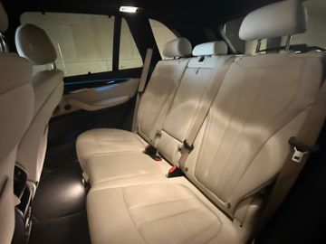 BMW X5 - 11