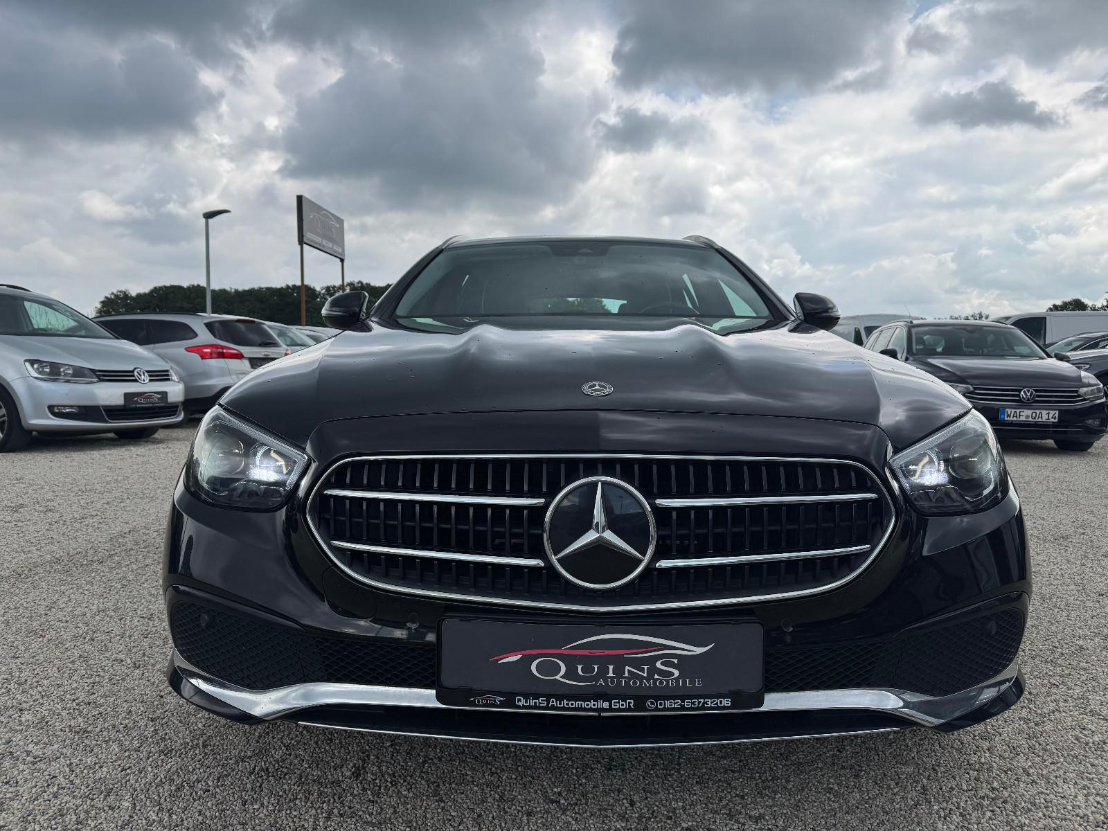 Mercedes-Benz E 300 E T-Modell E 300 de Pano -CAM-PDC -AHK-