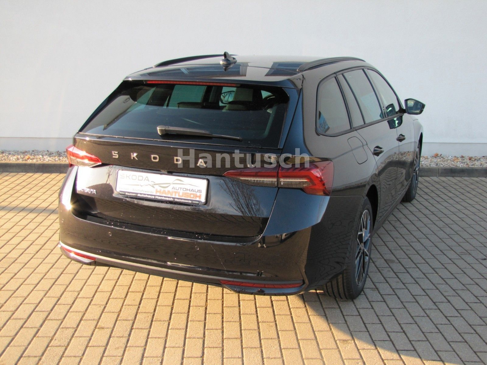 Fahrzeugabbildung SKODA Octavia Combi Selection 1.5 TSI mHEV 150PS