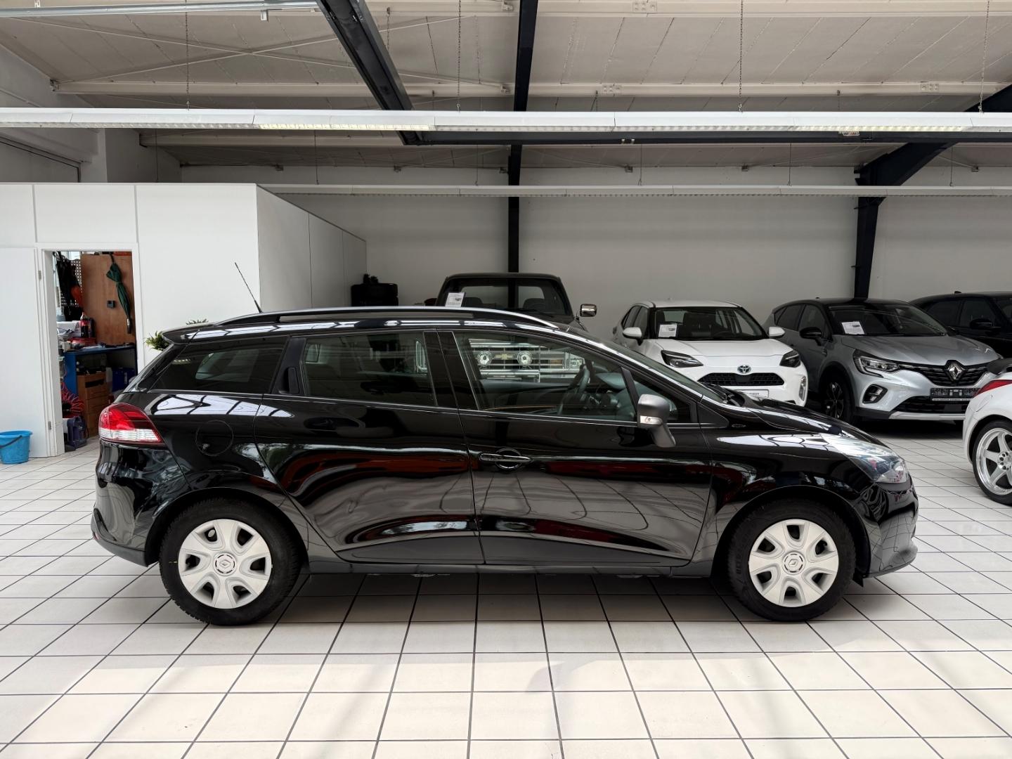 Renault Clio 2015 — двигун 1.149 cm³, 73 HP (54kW)