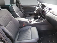 SKODA Superb Combi 2.0 TDI Sportline 4x4 Nav Pan Sthzg SKODA Superb Combi 2.0 TDI Sportline 4x4 Nav Pan Sthzg