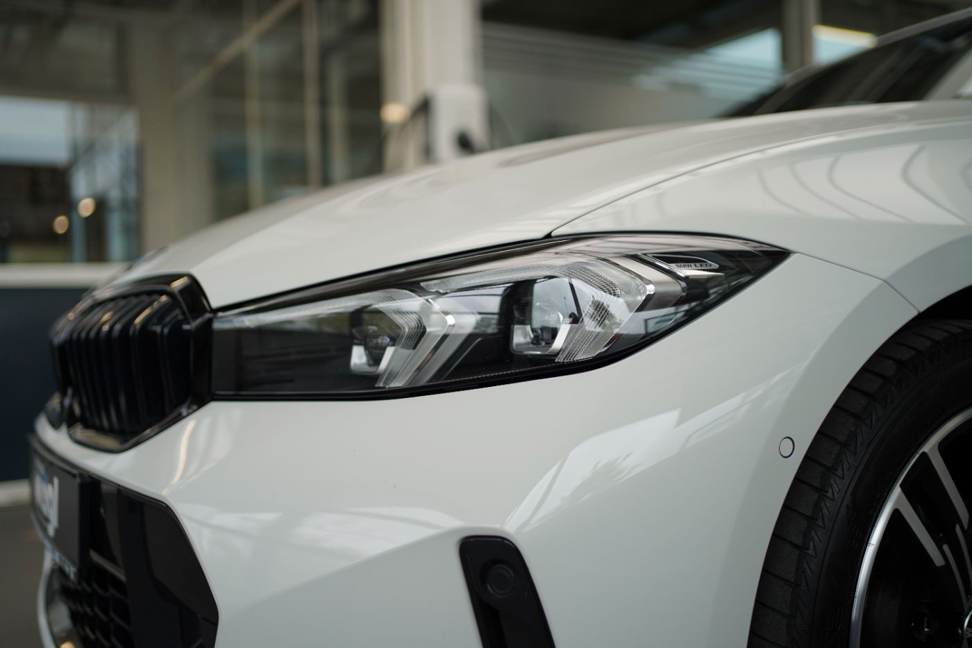 Fahrzeugabbildung BMW 320iA M Sport +Parking Assistant+Driving Assista