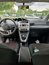 Toyota Verso 2.0 D-4D 1.hand Diesel - Toyota Avensis in Köln