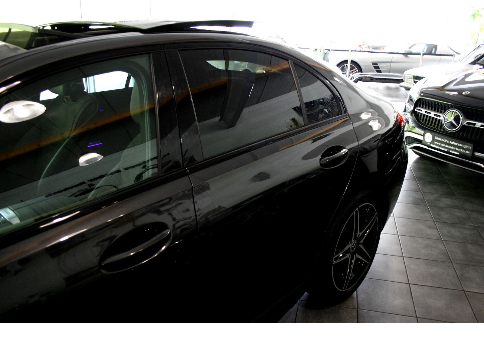 Fahrzeugabbildung Mercedes-Benz C 200 d AMG Plus *AHK*Pano-Dach*Night*Memory
