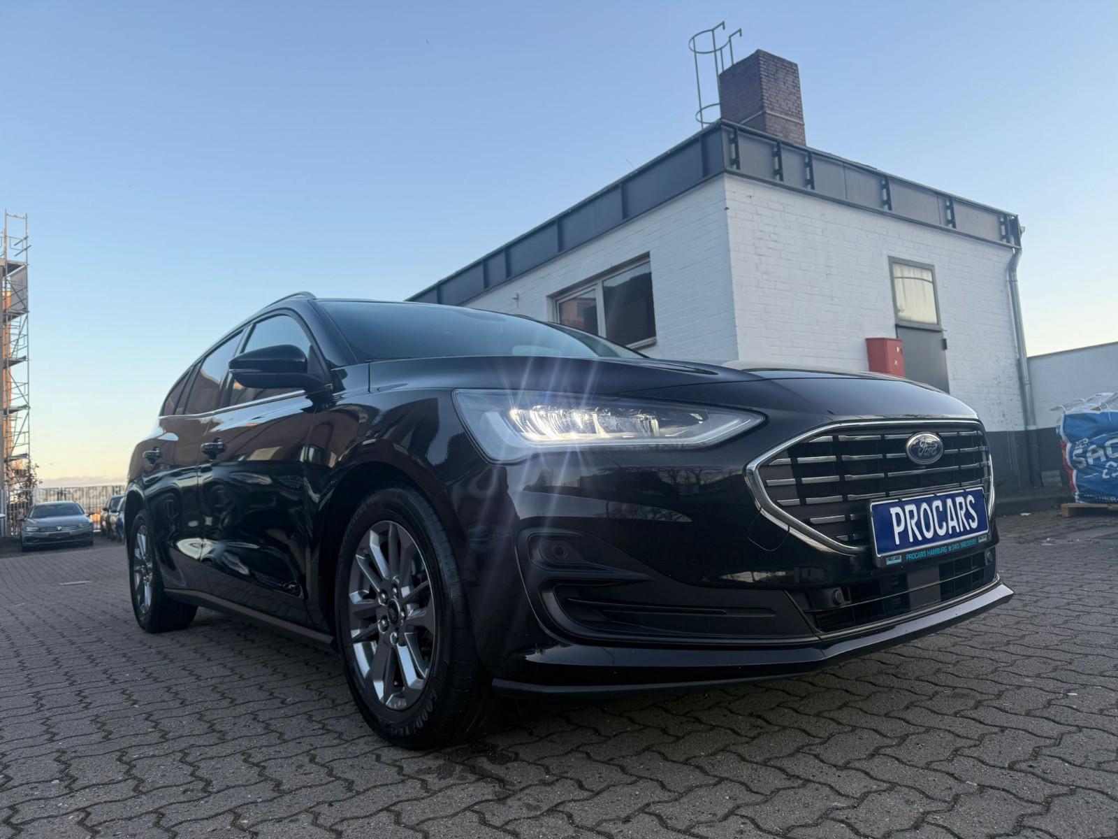 Ford Focus T 1.0 *Titanium Design*LED*Sync4*R-CAM