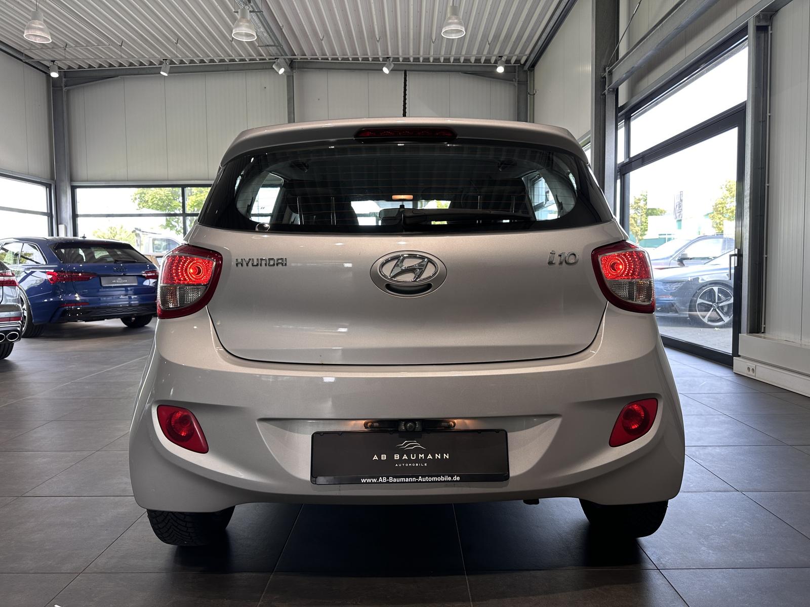 Hyundai i10 FIFA World Cup Edition *SHZ, LENKRADHZ.*