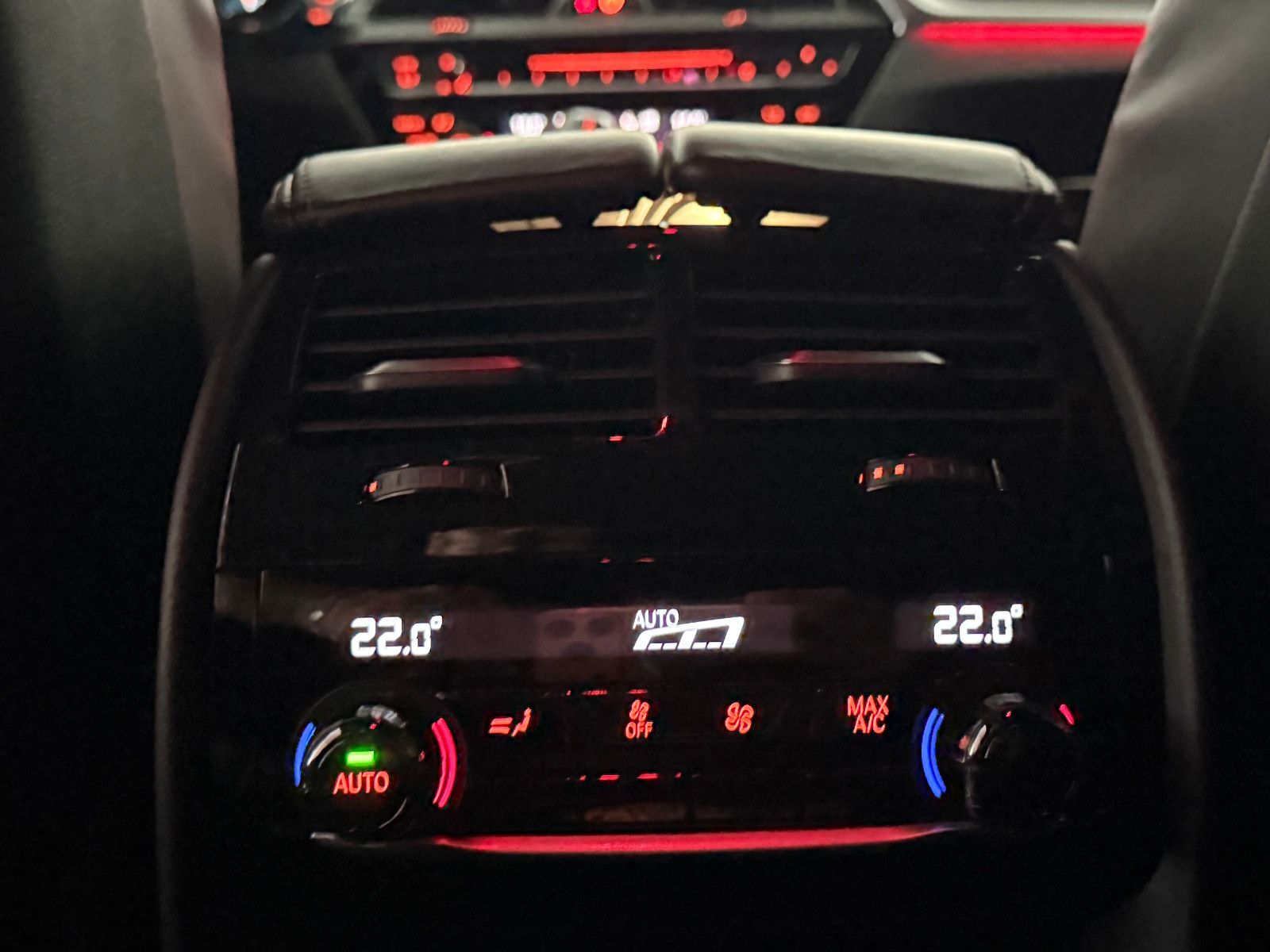 Fahrzeugabbildung BMW 540 d xDrive SPORT Line/360*/LED/HuD/H&K/ACC