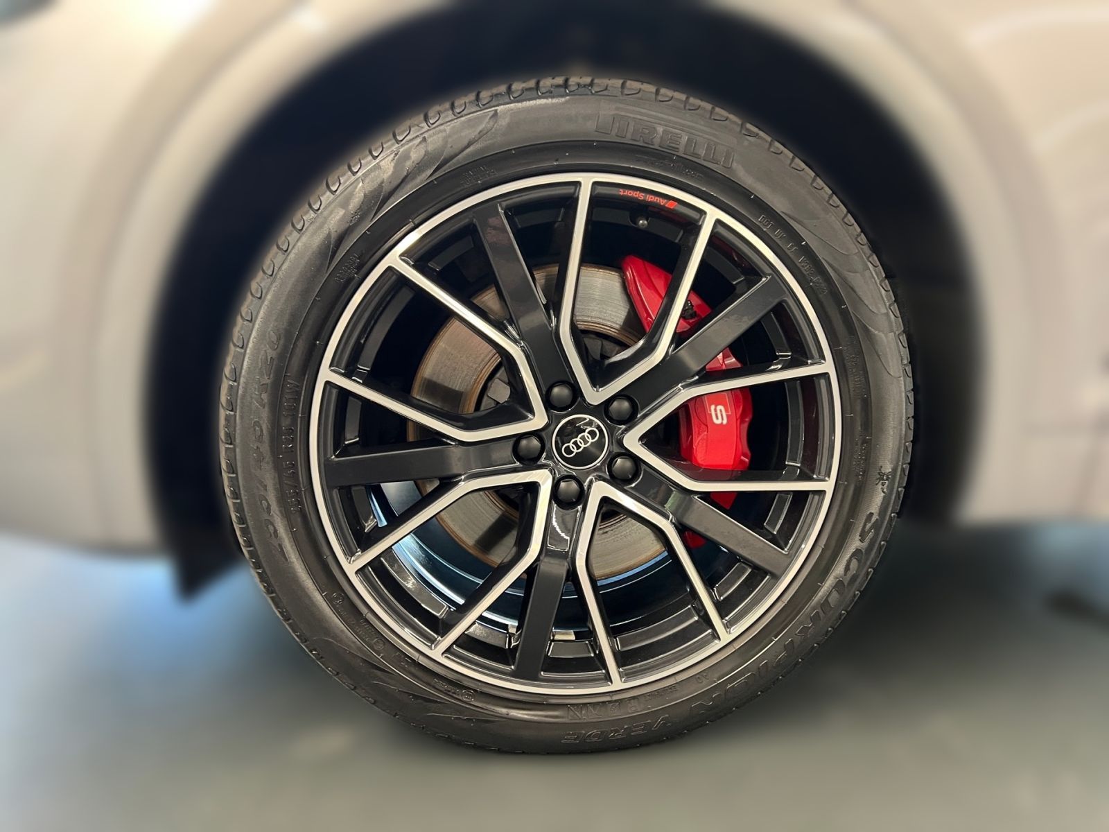 Audi SQ5 - Bild 6