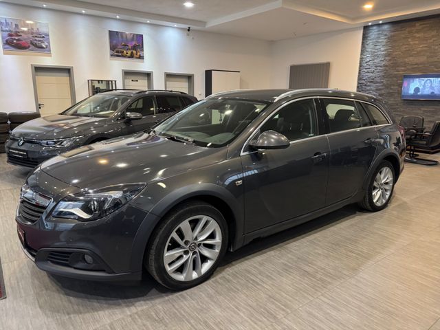 Opel Insignia 2.0CDTI 4X4*COUNTY-TOUR*NAV*PDC*AHK*18