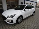 Hyundai i30 cw Comfort  Gelegenheit - Hyundai i30 Comfort mit Benzin-Antrieb