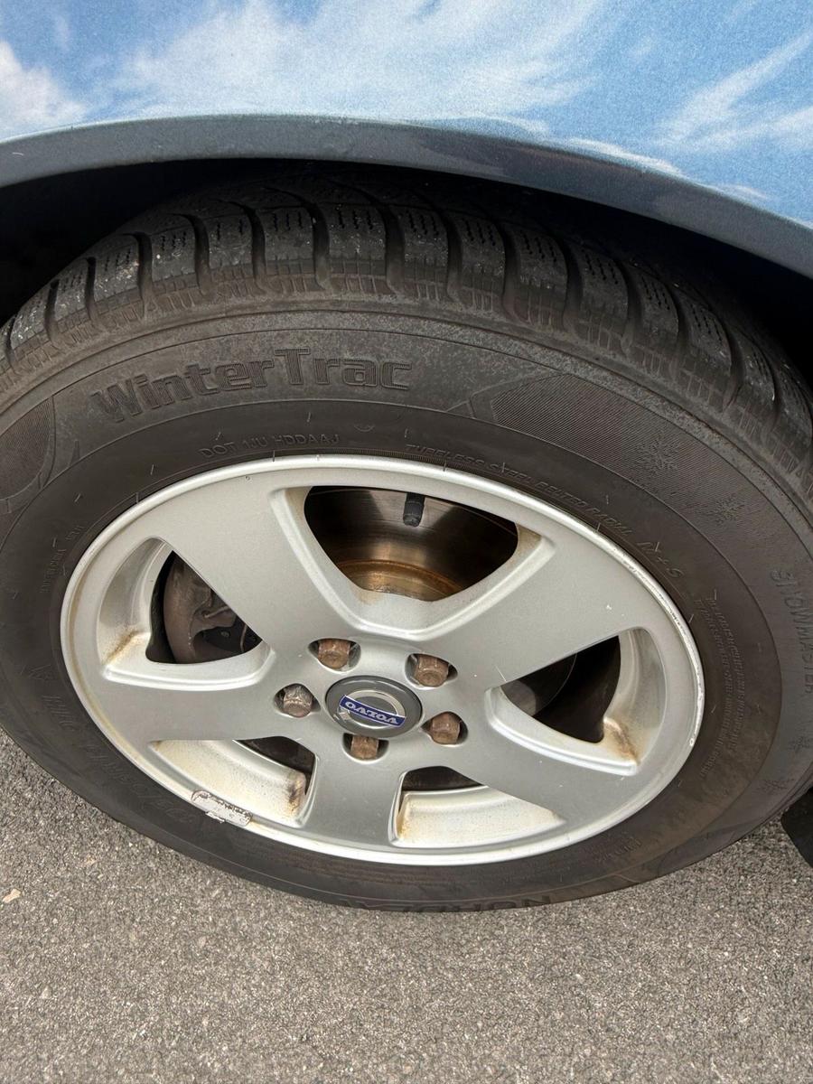 Volvo V50 2010 — photo 7
