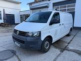 Volkswagen T5 Transporter, 2.0TDI, 2 Schiebetüren, AHK - VW T5 Transporter Gebrauchtwagen in Stuttgart