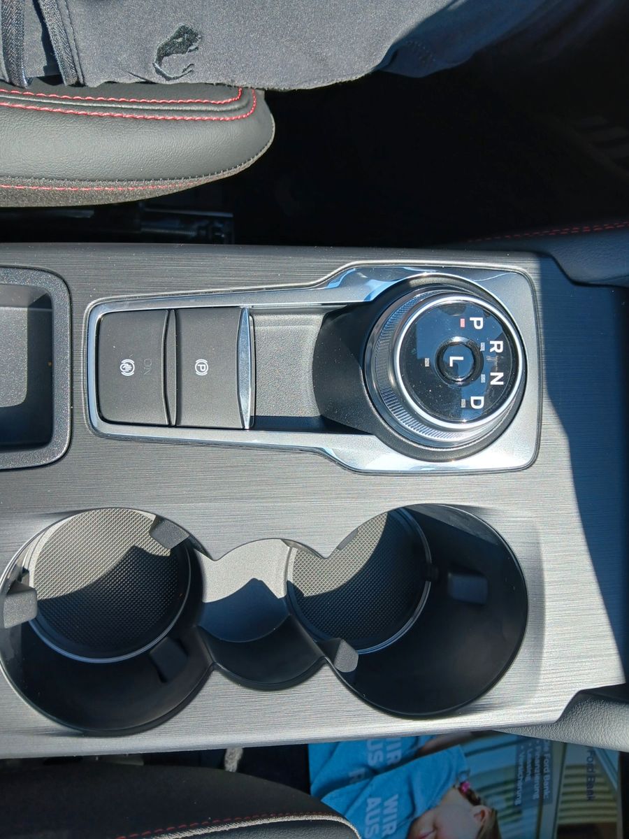 Fahrzeugabbildung Ford Kuga Hybrid ST-Line X