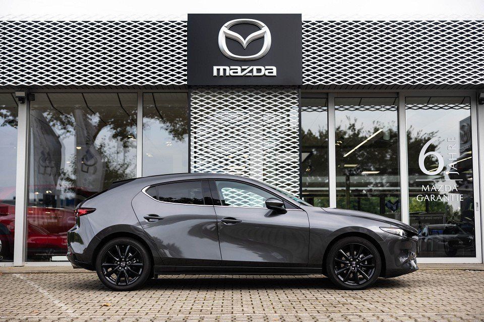 Fahrzeugabbildung Mazda 3 X 2.0i 186PS A/T AWD EXCLUSIVE COMB DASO DESI