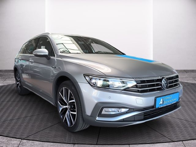 Fahrzeugabbildung Volkswagen Passat Variant 2.0 TDI DSG Alltrack 4MOTION PANO