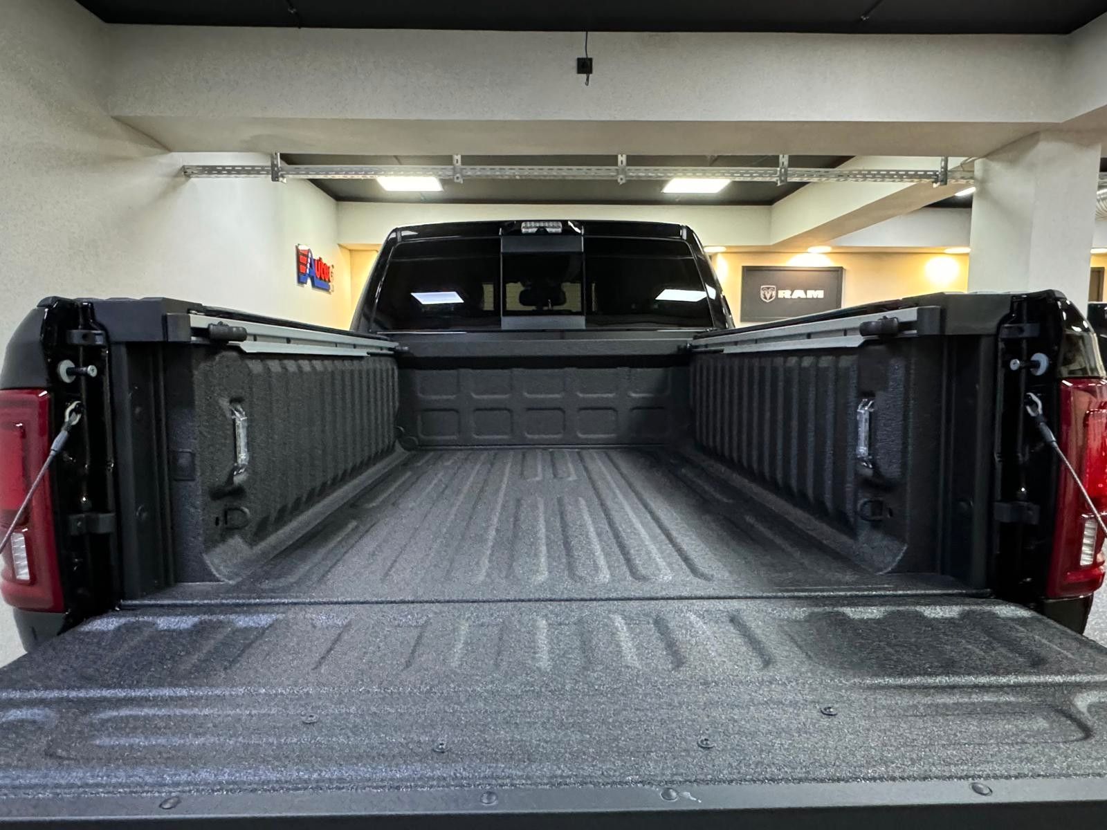 Fahrzeugabbildung Dodge 2500 AEV POWERWAGON OFF ROAD 6.4L-V8 39"-WINDE