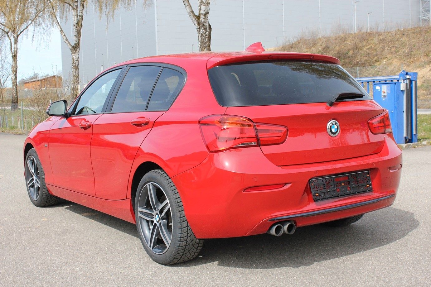 BMW 120iA SportLine-Navi-Glasdach-HiFi-Kamera-2.Hand foto 2