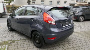 Fahrzeugabbildung Ford Fiesta Sync Edition, Sitzheizung, PDC vo.+hi.