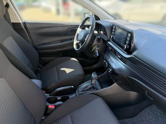 Fahrzeugabbildung Hyundai i20 1.0 Edition 30 +KLIMA+RFK+PDC+SHZ+CARPLAY+UV