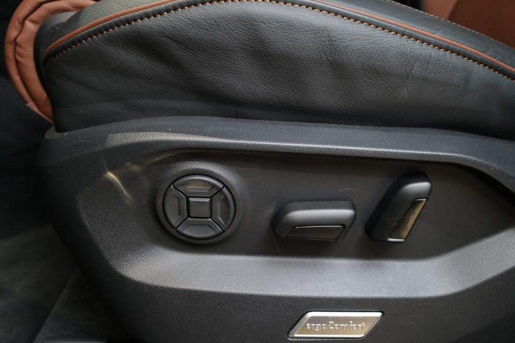 Volkswagen Touareg - Bild 11