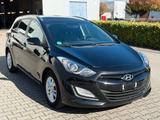 Hyundai i30 cw Classic*service gepflegt*Pano*Navi*Kamera - Hyundai: Service