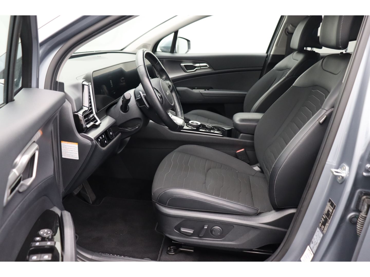 Fahrzeugabbildung Kia Sportage 1.6 T-GDI Plug-in Hybrid 4WD LED Kamera