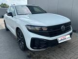 Volkswagen Touareg 3.0 V6 TDI, R-Line 4Motion -UPE:112.000€ - mit Diesel-Antrieb: Weiß, Luftfederung