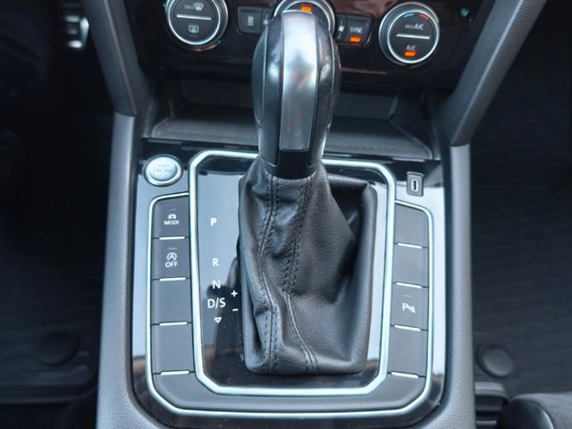 Volkswagen Passat Variant R-Line*4Mot*LED-Matri*Standh*DSG*