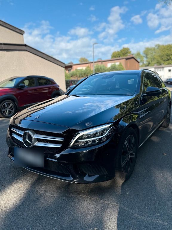 Image of Mercedes-Benz C 220