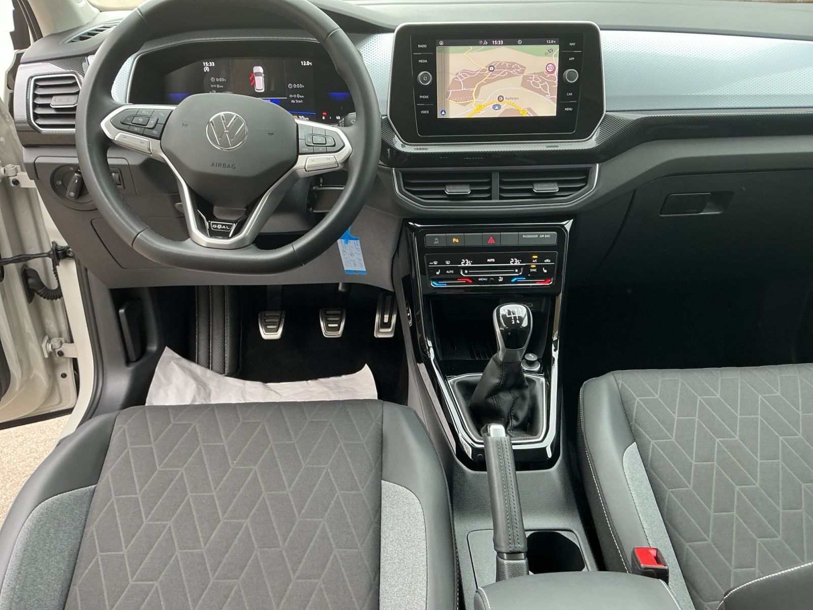 Volkswagen T-Cross - Bild 8