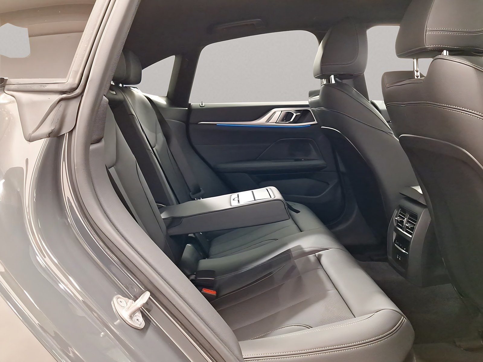 BMW i4 - Bild 6