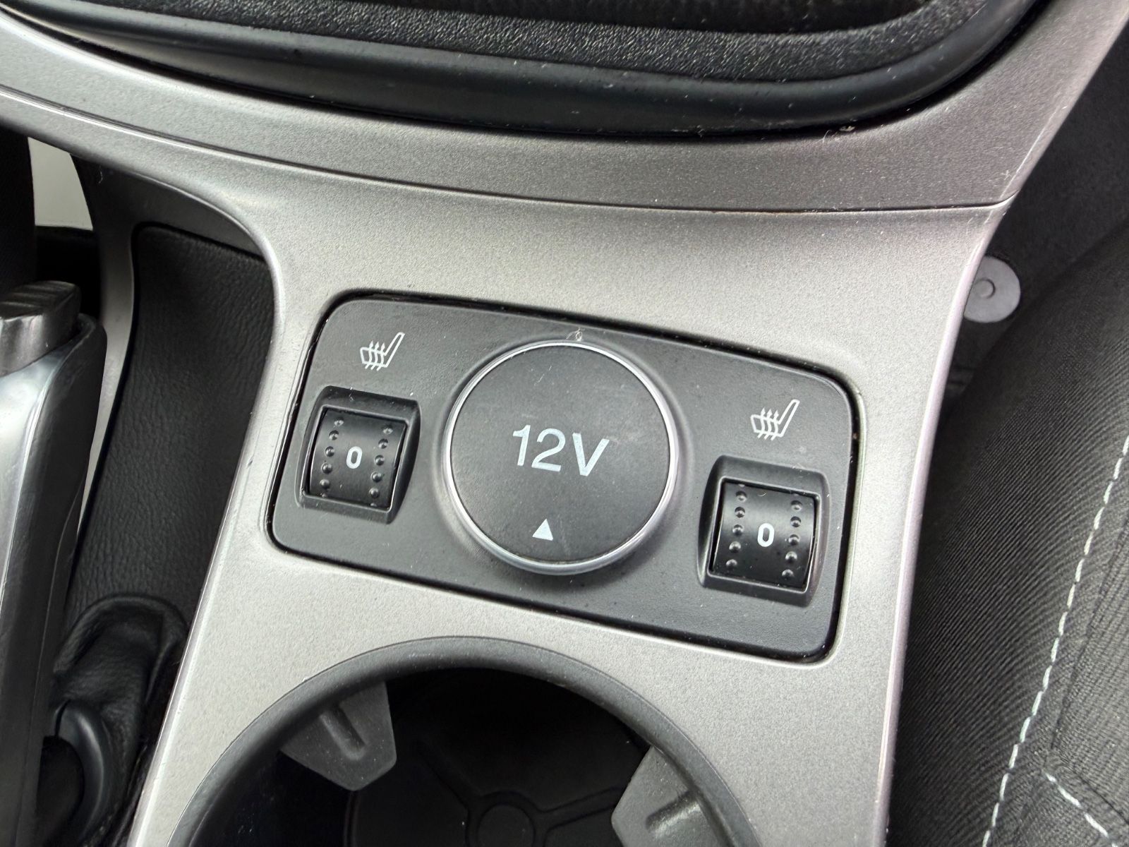 Kuga Sync Edition*2.HAND*EURO-6*NAVI*SCHECKHEFTG