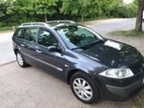Renault Megan - Renault Megane aus 2006 mit Diesel-Antrieb