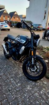 Brixton Crossfire 500 - CR500