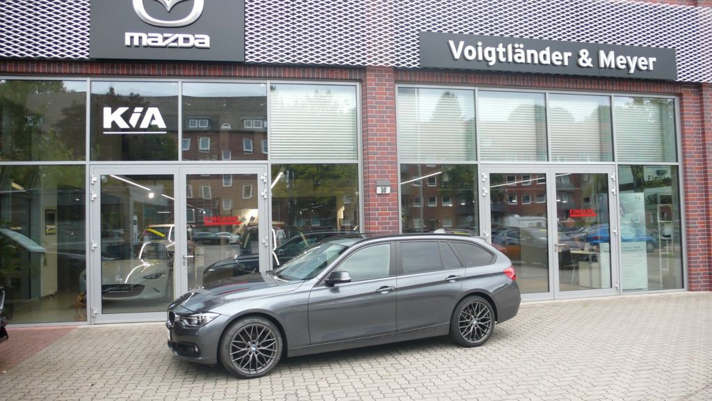 Image of BMW 320