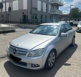 Mercedes-Benz C C180 73400 KM + SCHECKHEFTGEPFLEGT + 8-FACH  - Mercedes-Benz C 180 mit Benzin-Antrieb: Limousine, 1.8