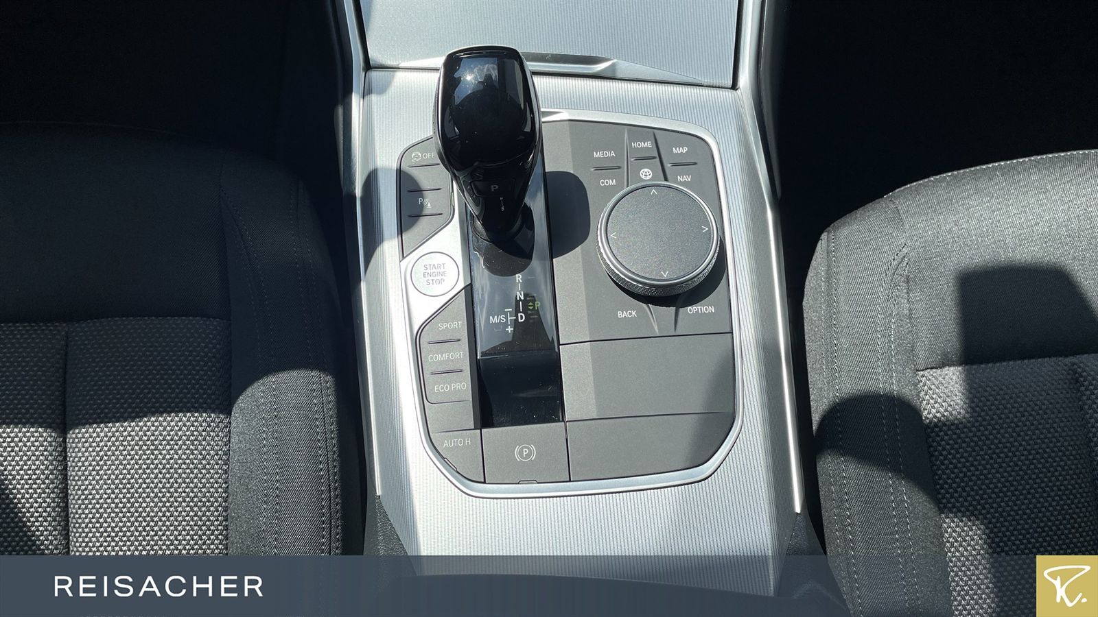 BMW 318d Tou foto 11