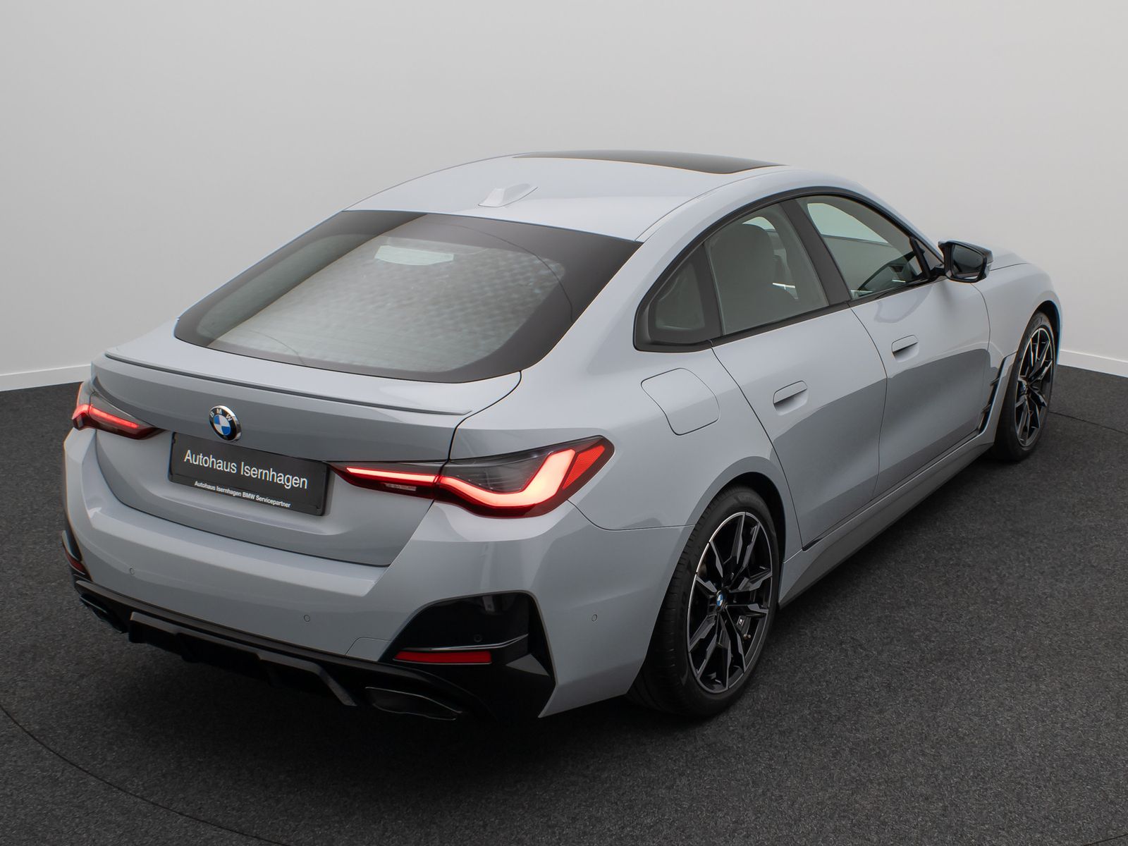 Fahrzeugabbildung BMW M440 i xD Gran Coup&eacute; H/K Kamera HUD DAB 19Zoll