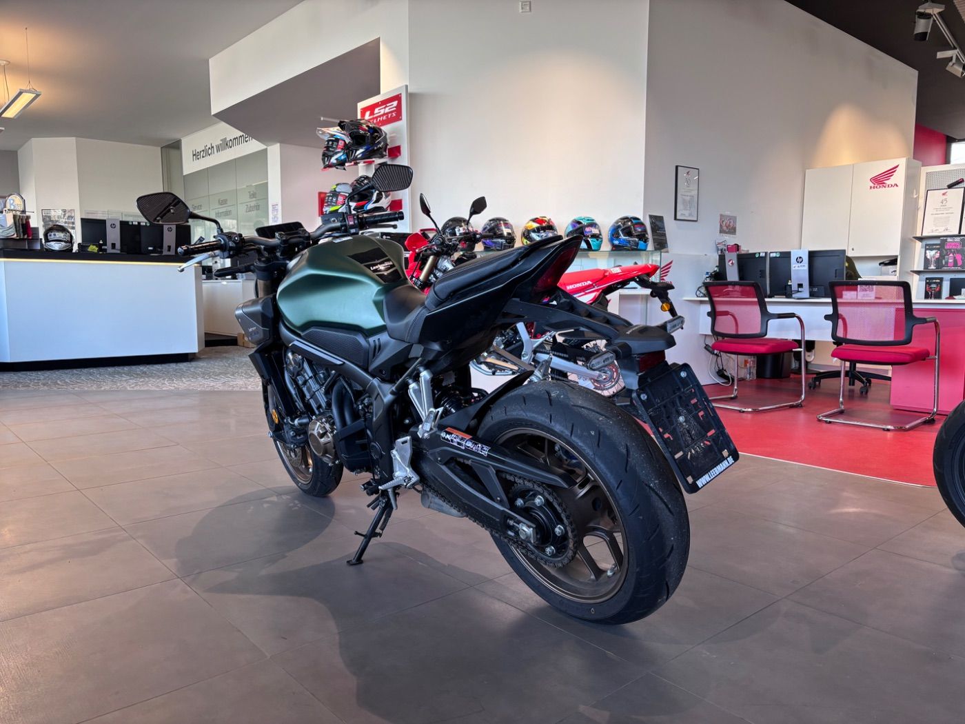 Fahrzeugabbildung Honda CB 650 R