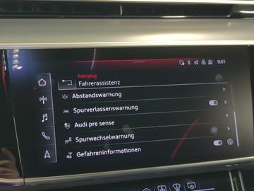 2025 AUDI S8 — миниатюра 21