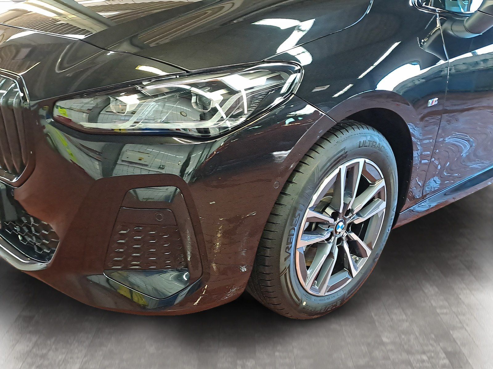 BMW 223 Active Tourer - Bild 12