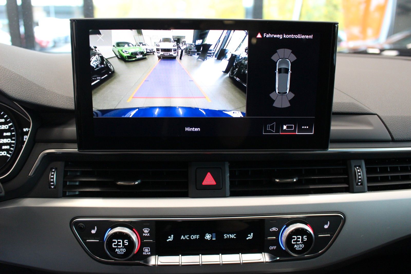 Fahrzeugabbildung Audi A4 40 TDI S tronic  Avant*Kamera*Navi*Ambiente.