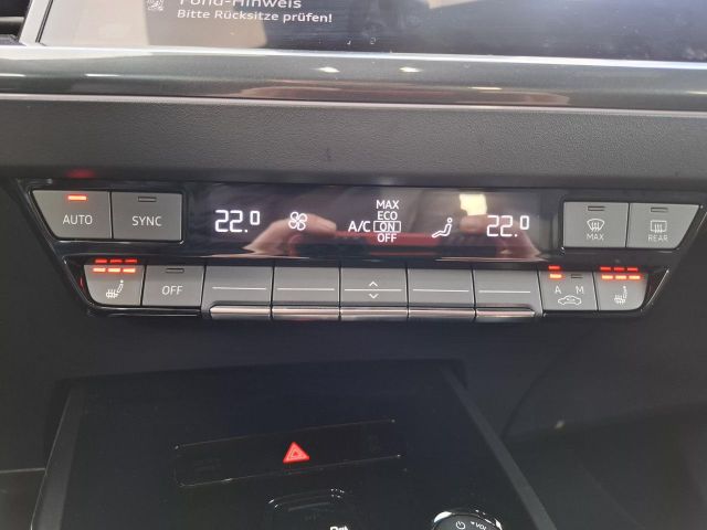 Q4 E-TRON 45 QUATTRO S-LINE+CAM+AZV+MATRIX