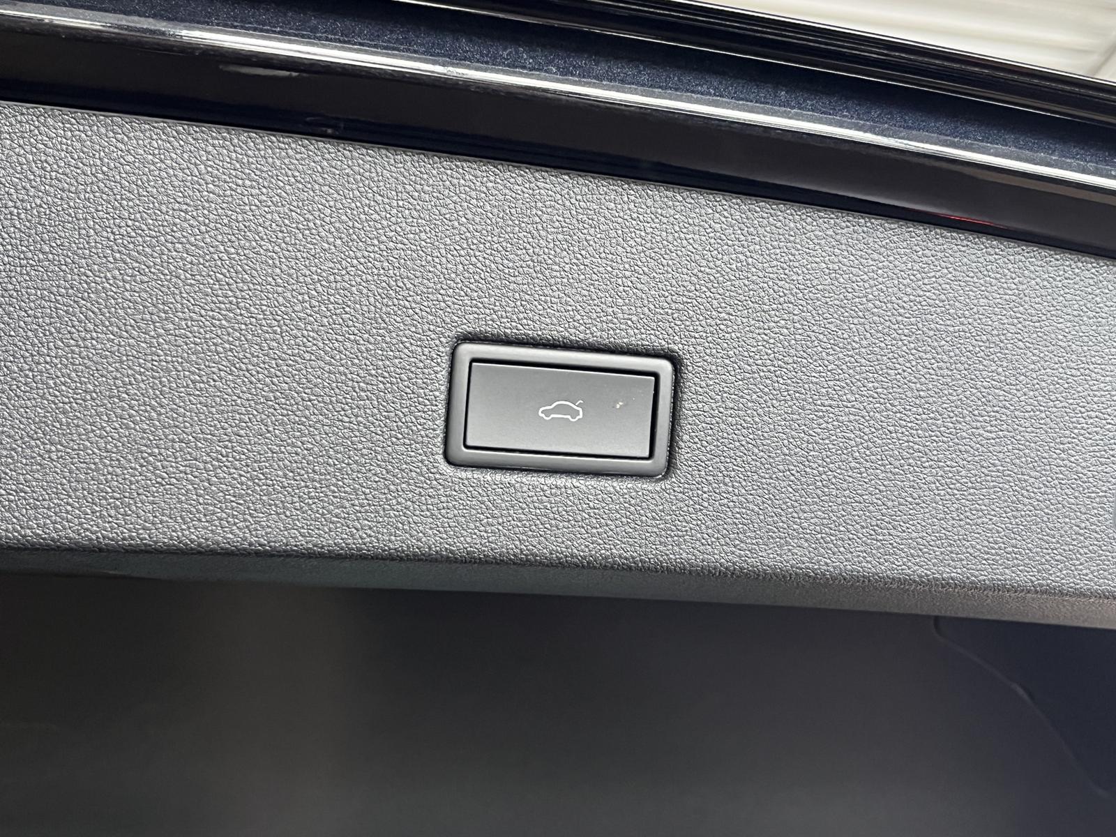 Volkswagen T-Roc Sport Teil-Leder RCam Navi ACC AHK LED SHZ, миниатюра 7