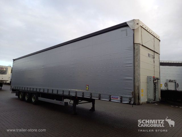 Schmitz Cargobull Curtainsider Mega