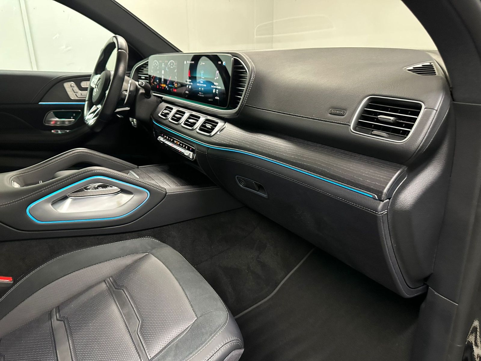 Fahrzeugabbildung Mercedes-Benz GLE 63 4MATIC+ *PANORAMA*HEADUP*KEGO*