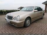 Mercedes-Benz W210 E-Klasse 220 CDI AHK 2.... - gebrauchte Mercedes-Benz E 220 aus dem Jahr 2000