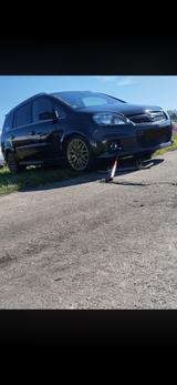 Opel Zafira B OPC - Opel Zafira Opc mit Benzin-Antrieb