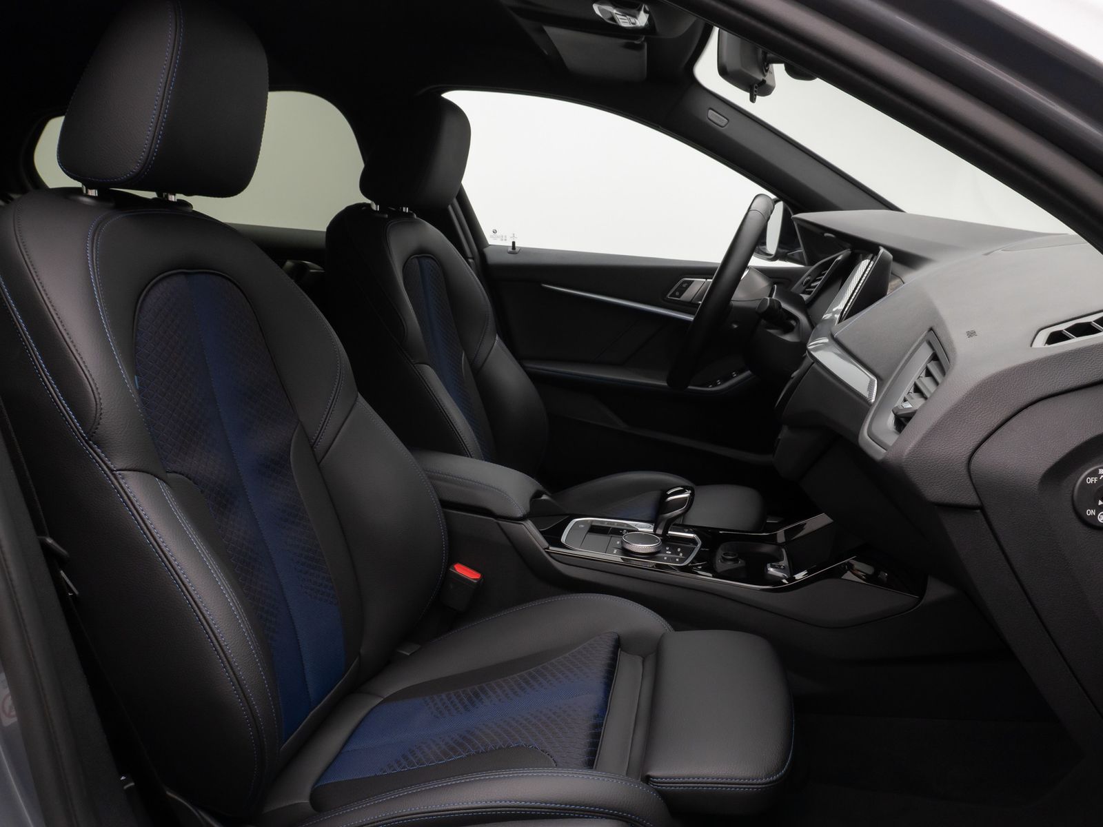 Fahrzeugabbildung BMW 120i M Sport Kamera CockPitPro DAB HiFi Lenkrhzg